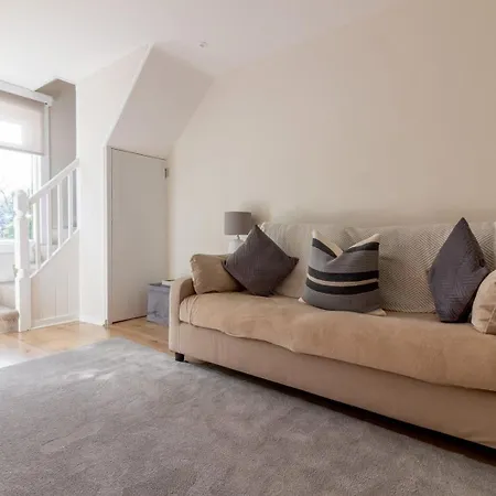 Hotell Guestready - Cosy Retreat In Donnybrook Dublin